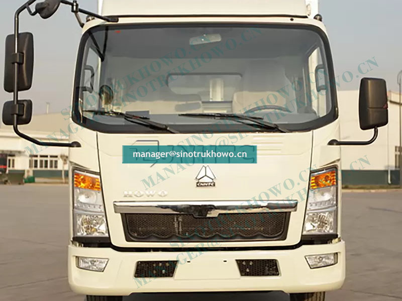 Mini 4x2 6 Wheels 10Ton HOWO Light Refrigerated Box Truck With Carrier Refrigerator-ZZ1047D3615C145-2